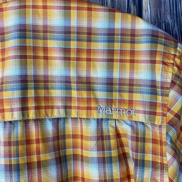 Marmot Plaid Button Down Shirt - Picture 7 of 11